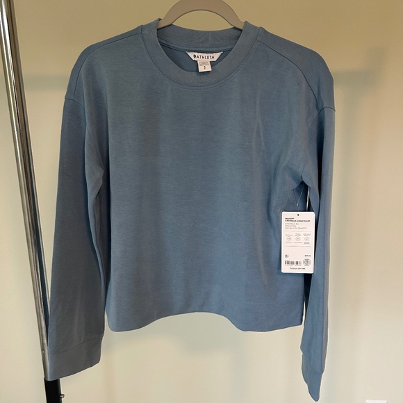 NWT Athleta Seasoft Crewneck Sweatshirt - Picture 2 of 5